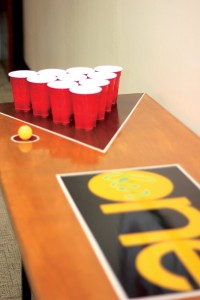 BEER PONG