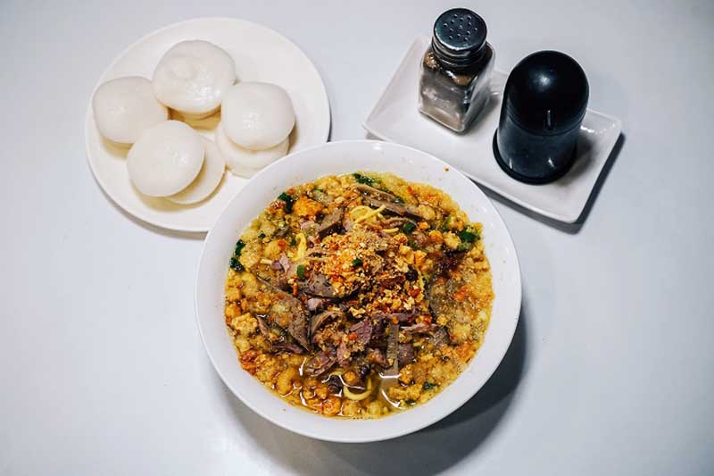 Ted’s Old Timer Lapaz Batchoy is a household name in Iloilo City when one talks about the famous delicacy. The distinct taste in the broth is a well-kept secret that keeps aficionados coming back through the years.